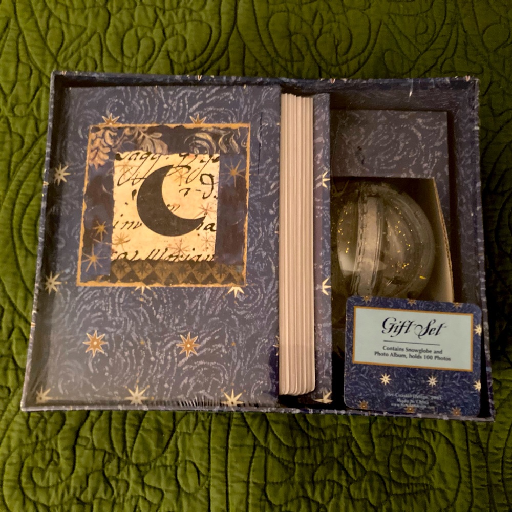 NWT Gift Set with Snowglobe and Photo Album